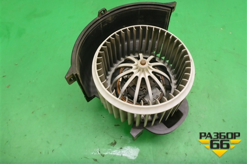 Моторчик отопителя (7L0820021Q) для Volkswagen Touareg c 2002-2010г