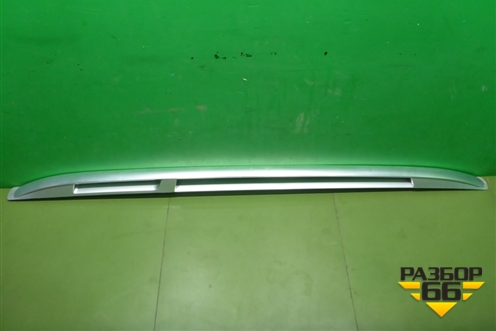 Рейлинг на крышу правый (7L6860182H) для Volkswagen Touareg c 2002-2010г