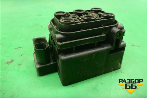 Блок клапанов (15152400082) для Volkswagen Touareg c 2002-2010г