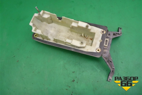 Кронштейн кулисы КПП (АКПП) (7L6713025M) для Volkswagen Touareg c 2002-2010г