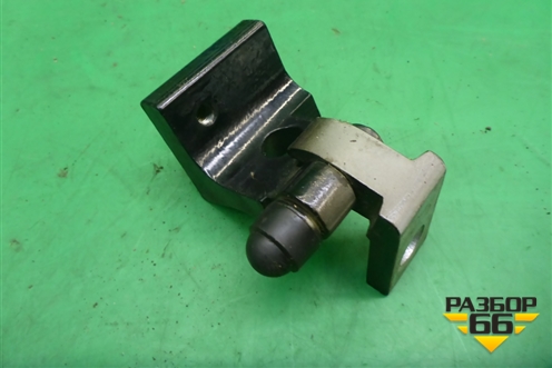 Петля двери задней левой верхняя для Volkswagen Touareg c 2002-2010г