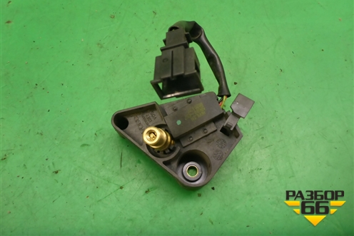 Клапан пневмоподвески (59600457) для Volkswagen Touareg c 2002-2010г