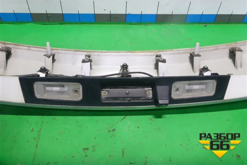 Накладка двери багажника (в сборе) (87371B8000) для Hyundai Grand Santa Fe с 2012-2018г