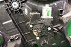 Стеклоподъёмник электрический задний левый (83470B8040) для Hyundai Grand Santa Fe с 2012-2018г