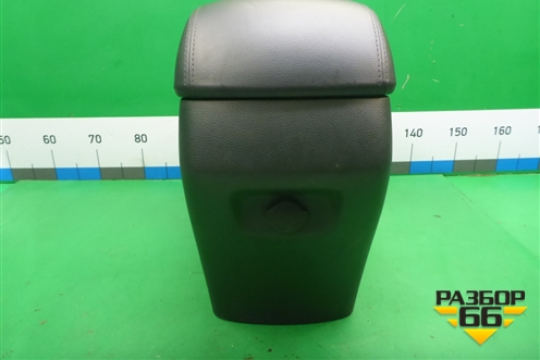 Подлокотник (846342W100) для Hyundai Grand Santa Fe с 2012-2018г