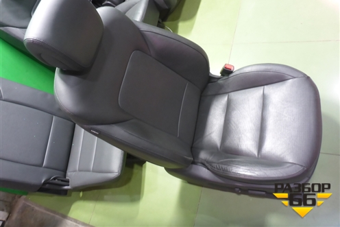 Сиденья комплект (AIR BAG подогрев электро регулировка) для Hyundai Grand Santa Fe с 2012-2018г