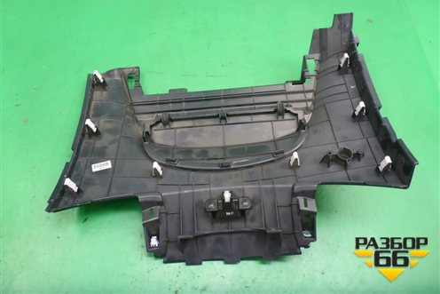 Накладка на торпедо (847702W000) для Hyundai Grand Santa Fe с 2012-2018г