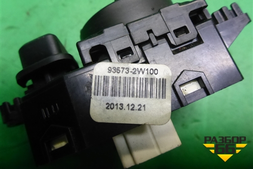 Переключатель регулировки зеркал (935732W100) для Hyundai Grand Santa Fe с 2012-2018г