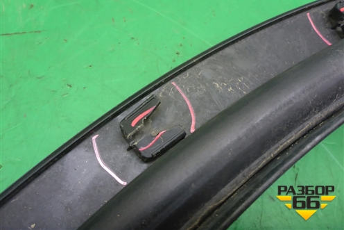 Накладка двери задней правой (87734B8000) для Hyundai Grand Santa Fe с 2012-2018г