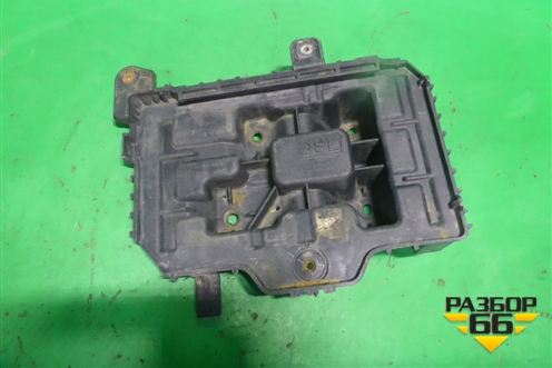 Площадка под аккумулятор (371502W100) для Hyundai Grand Santa Fe с 2012-2018г
