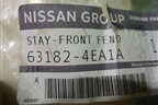 Кронштейн заднего бампера правый (новый) (631824EA1A) для Nissan Qashqai (J11E) с 2013г