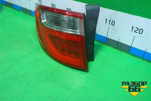 Фонарь задний наружный левый (до 2015г) (92401B8130) для Hyundai Grand Santa Fe с 2012-2018г