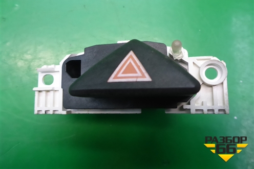 Кнопка аварийной сигнализации (2M5T13A350BB) для Ford Focus 1 с 1998-2004г