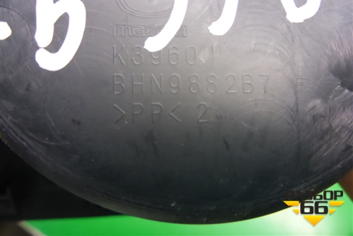 Подстаканник (BHN9882B7) для Mazda Mazda 3 (BM) с 2013-2019г
