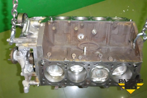 Блок двигателя (2UZ-FE 4.7л) для Toyota Land Cruiser (200) с 2008г