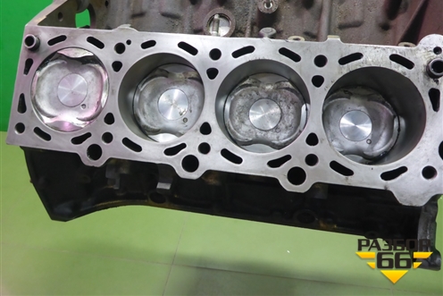 Блок двигателя (2UZ-FE 4.7л) для Toyota Land Cruiser (200) с 2008г