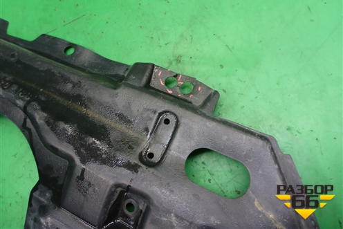 Пыльник двигателя центральный (5144112230) для Toyota Corolla (E15) с 2006-2013г