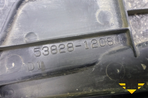 Пыльник переднего крыла левого (5382812080) для Toyota Corolla (E15) с 2006-2013г