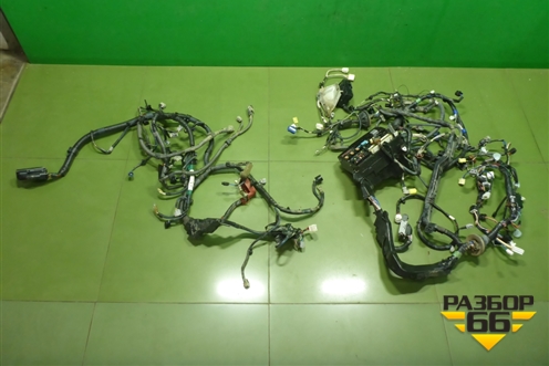 Проводка подкапотная для Toyota Corolla (E15) с 2006-2013г