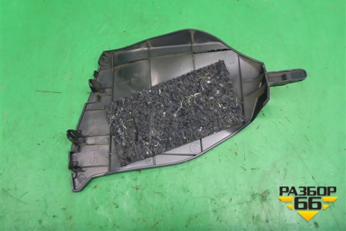 Накладка внутренняя (на консоль правая) (5881712071) для Toyota Corolla (E15) с 2006-2013г
