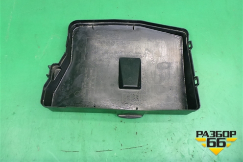 Крышка блока предохранителей (8266212270) для Toyota Corolla (E15) с 2006-2013г