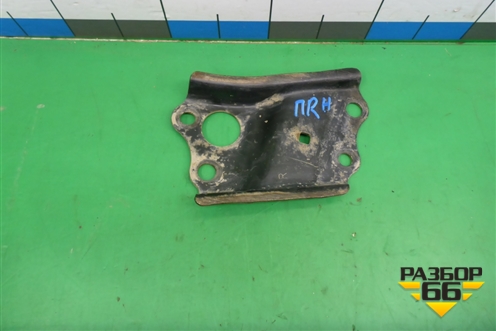 Кронштейн подрамника правый (передний) для Toyota Corolla (E15) с 2006-2013г