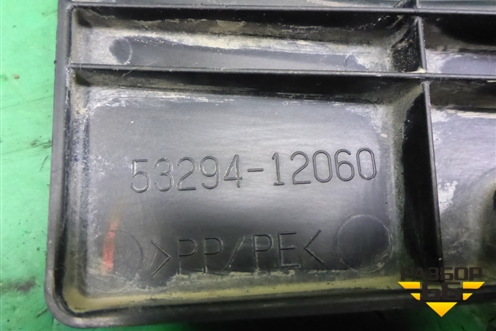 Дефлектор радиатора левый (5329412060) для Toyota Corolla (E15) с 2006-2013г