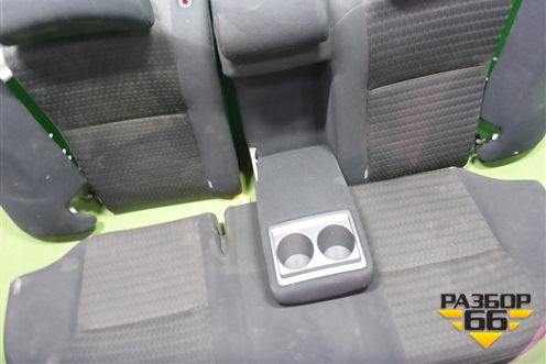 Сиденья комплект (AIR BAG подогрев) для Toyota Corolla (E15) с 2006-2013г