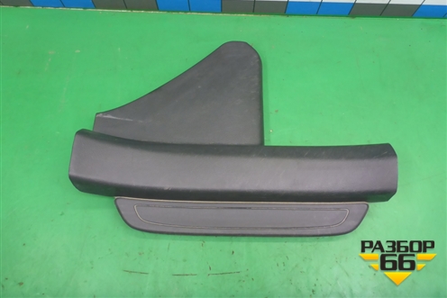 Накладка порога внутренняя заднего правого (6791812140) для Toyota Corolla (E15) с 2006-2013г