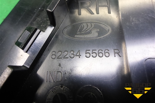 Накладка двери задней правой (822345566R) для VAZ XRAY с 2016г