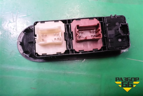Модуль управления стеклоподъёмниками для VAZ XRAY с 2016г