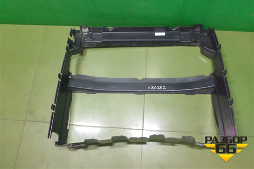 Дефлектор радиатора центральный (новая) (FPLA8C464A) для Land Rover Range Rover 4 с 2013-2022г