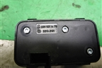 Кнопка закрывания крышки багажника (A2208211479) для Mercedes Benz C-Klass W205 с 2014г