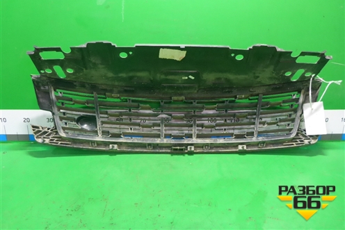 Решетка радиатора (M8E28200A LR153210) для Land Rover Range Rover 5 с 2021г