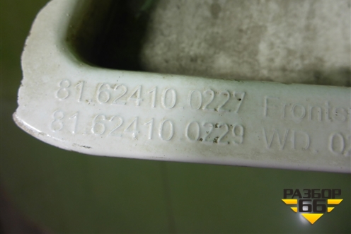 Молдинг лобового стекла правый  (81624100227) для MAN  TGX с 2007г