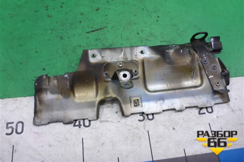 Экран тепловой (4.0л M177) (A1771507600) для Mercedes Benz C-Klass W205 с 2014г