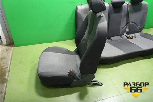 Сиденья комплект (хетчбэк) для Kia Rio с 2005-2011г