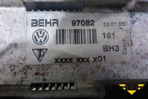 Радиатор охлаждения для Volkswagen Touareg c 2002-2010г