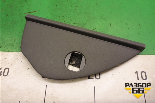 Накладка на торпедо (боковая правая) (1G84780700) для Kia Rio с 2005-2011г