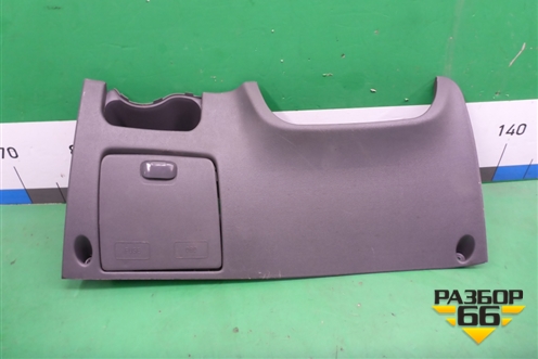 Накладка на торпедо (под рулём) (847501G500) для Kia Rio с 2005-2011г