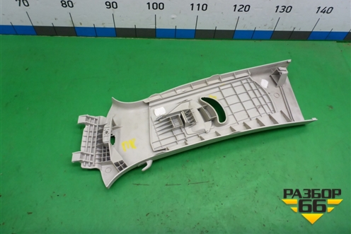 Обшивка стойки центральная верхняя правая (5L0867244) для Skoda Yeti с 2009г