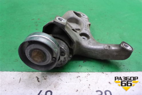 Кронштейн компрессора кондиционера (1.4л CAX) (1K0260885B) для Skoda Yeti с 2009г
