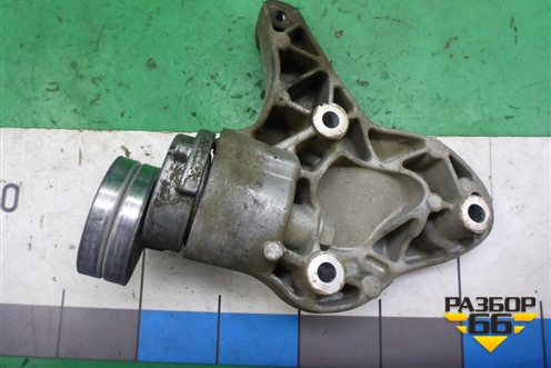 Кронштейн компрессора кондиционера (1.4л CAX) (1K0260885B) для Skoda Yeti с 2009г