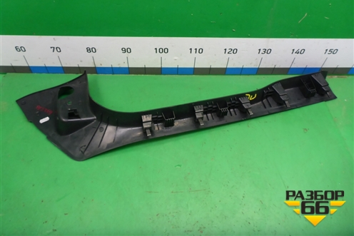 Накладка порога внутренняя переднего левого (5L0863483) для Skoda Yeti с 2009г