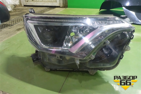 Фара правая (после 2015 галоген) (8117042650) для Toyota Rav-4 с 2012-2019г