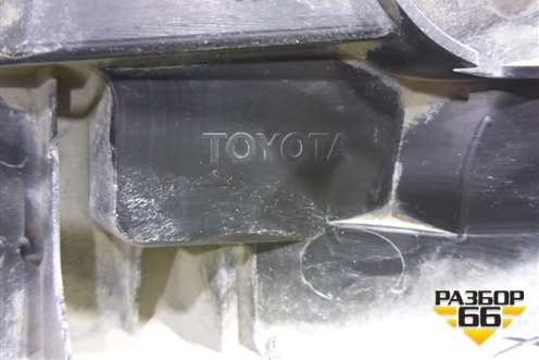 Фара правая (после 2015 галоген) (8117042650) для Toyota Rav-4 с 2012-2019г