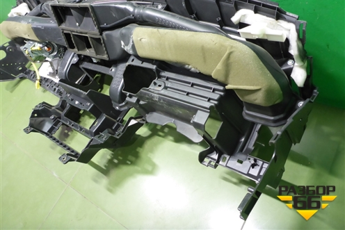 Торпедо с AIR BAG для Mitsubishi Pajero/Montero с 2007г