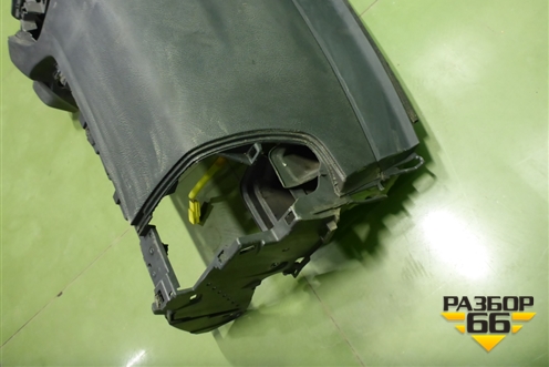 Торпедо с AIR BAG для Mitsubishi Pajero/Montero с 2007г