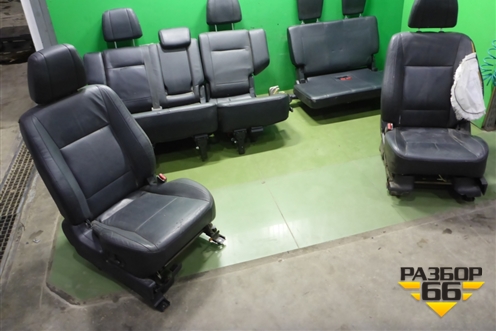 Сиденья комплект (AIR BAG подогрев электро регулировка) для Mitsubishi Pajero/Montero с 2007г