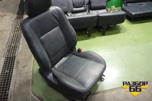 Сиденья комплект (AIR BAG подогрев электро регулировка) для Mitsubishi Pajero/Montero с 2007г